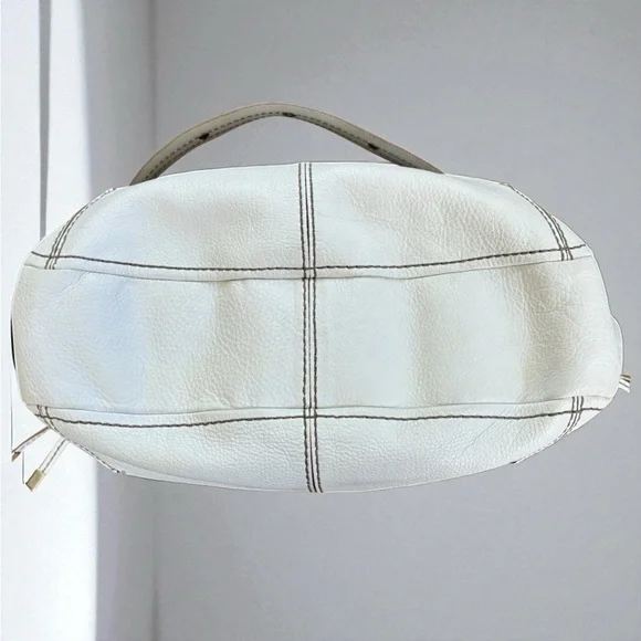 TOD'S Miky Easy Media Shoulder Handbag in White Pebbled Leather - Picture 7 of 14